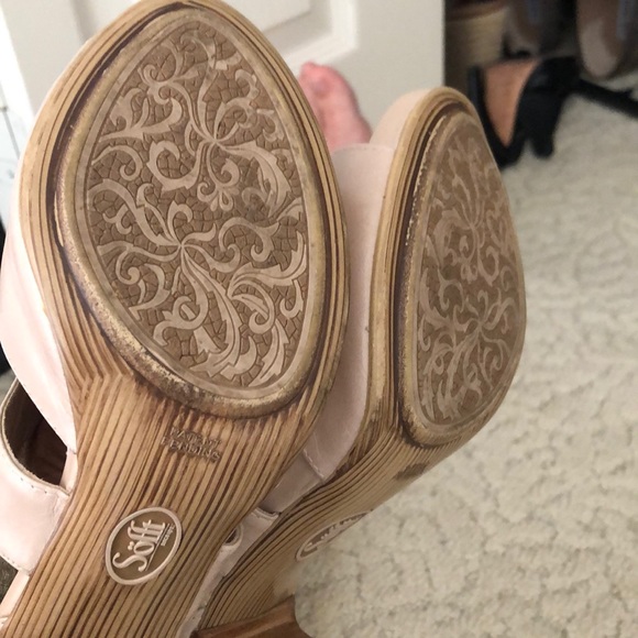 Söfft Heels - Picture 4 of 7